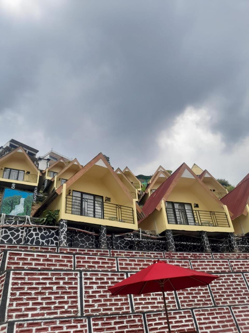 Hotel Nature Bromo And Resort Pasuruan Buitenkant foto
