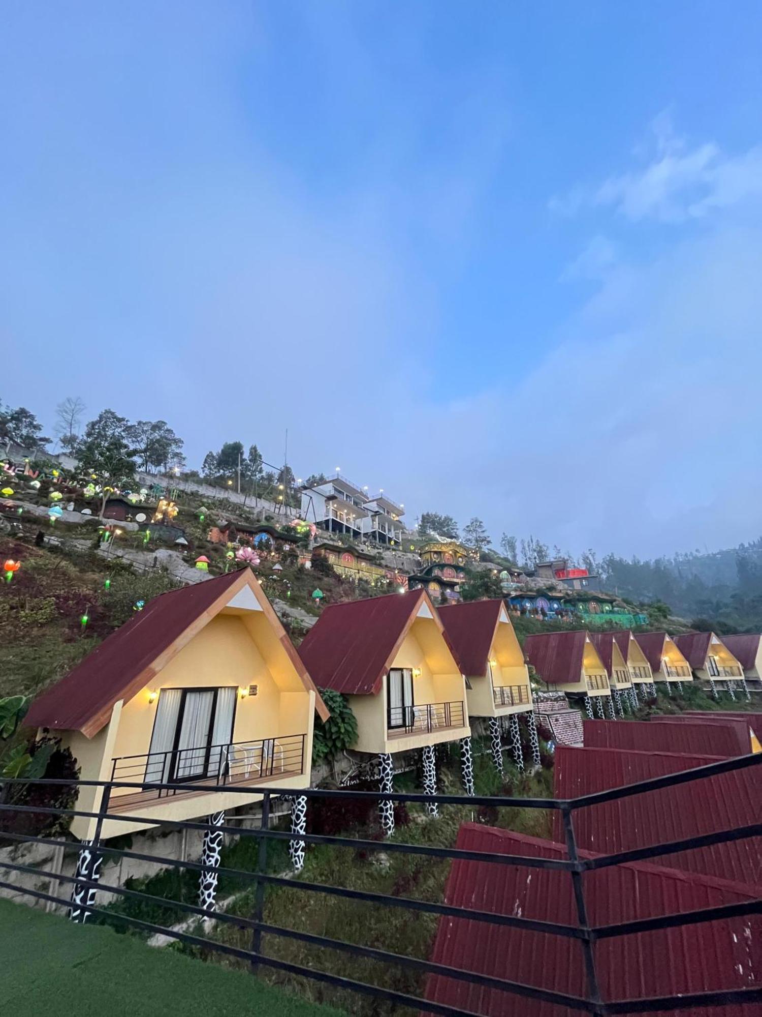 Hotel Nature Bromo And Resort Pasuruan Buitenkant foto